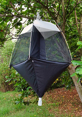SLAM trap equipped with optional bottom collector to preserve insects that drop after impact
