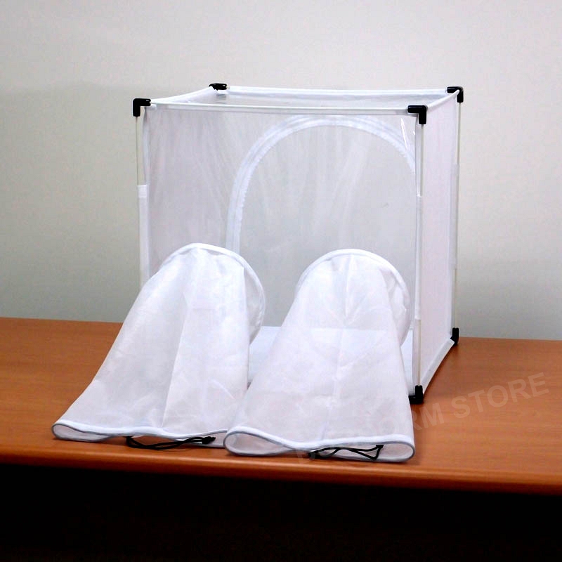 BugDorm-4S4545D Specimen Handling Cage